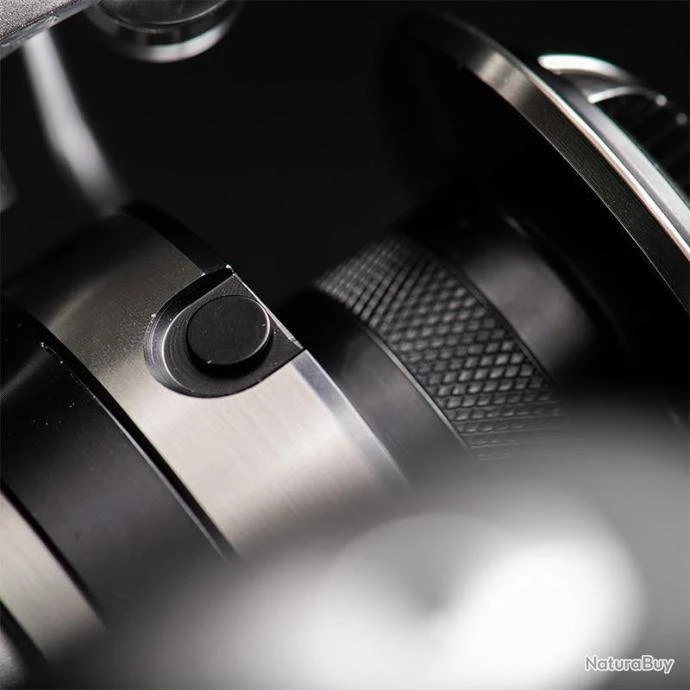 Moulinet Savage Gear SW Sgs6 4000 – Image 3